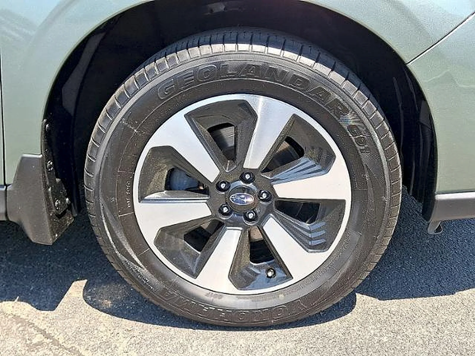 Used 2018 Jasmine Green Metallic Subaru 2.5i Limited image 27