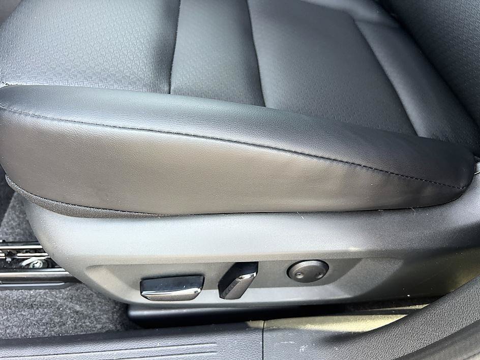 Certified Used 2023 Gun Metallic Nissan SV image 22