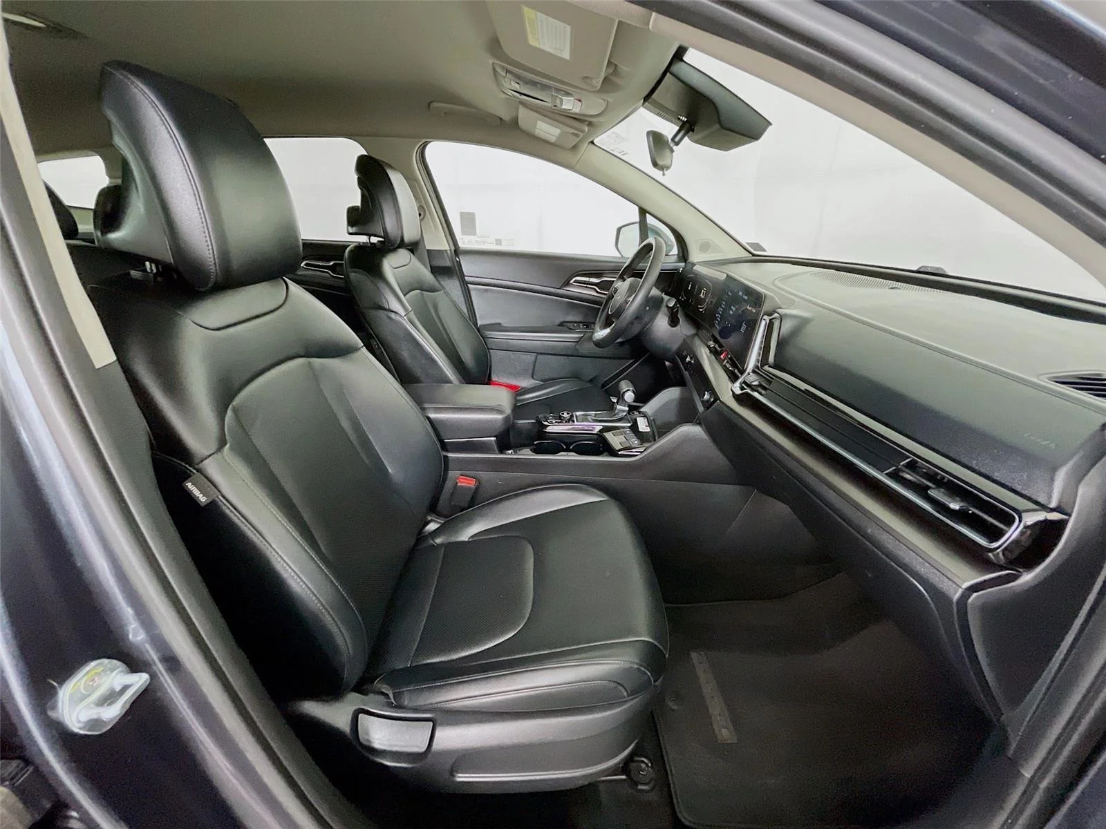Used 2023 Gravity Gray Kia EX image 31