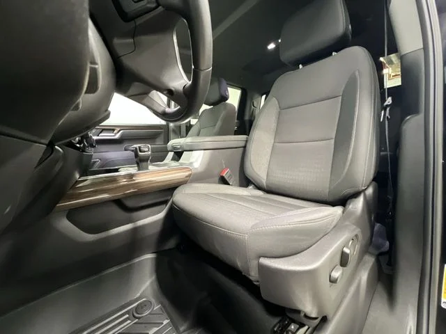 Used 2025 Black Chevrolet LT Trail Boss image 19