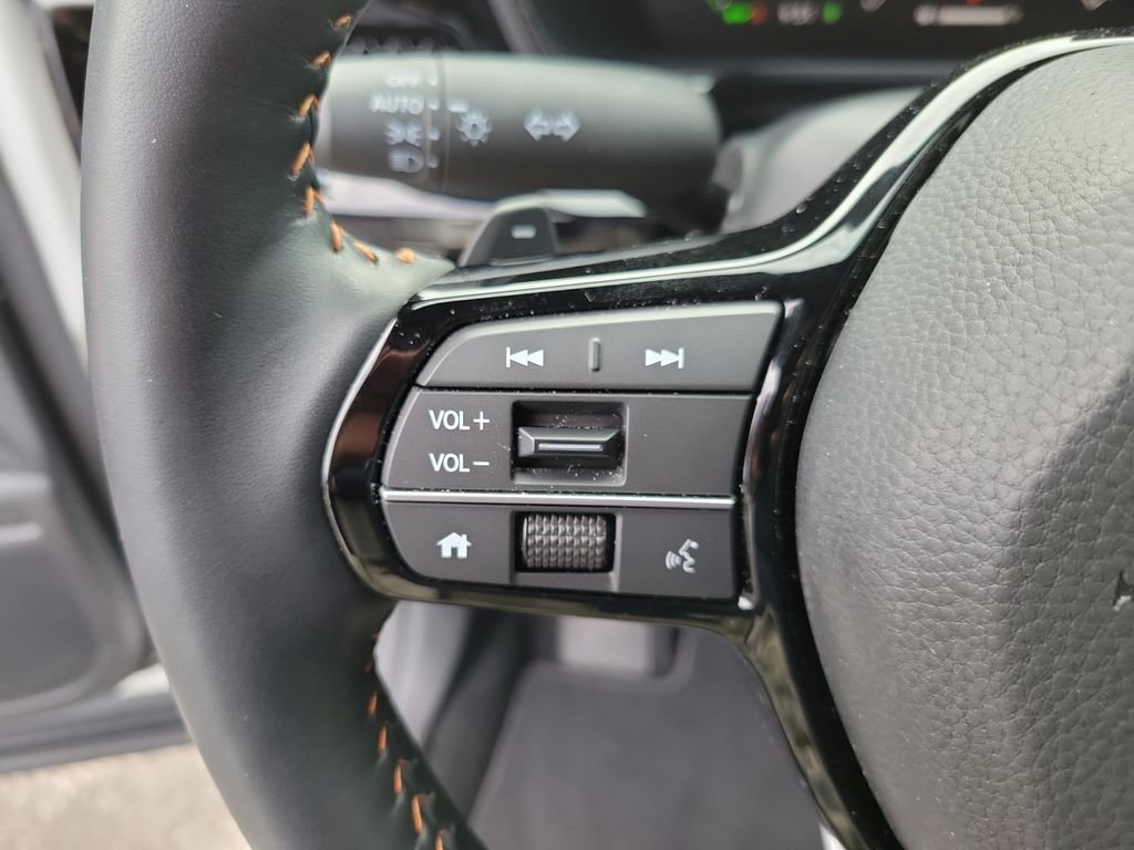 Certified Used 2025 Platinum White Pearl Honda Sport Touring image 29
