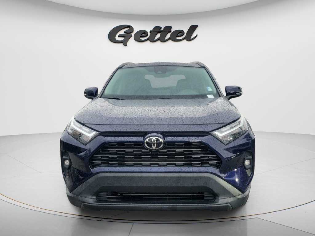 Certified Used 2022  Toyota XLE Premium image 2
