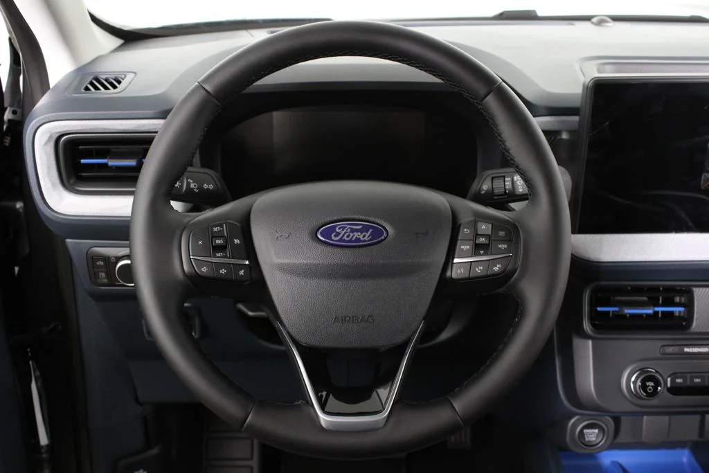 New 2026 Oxford White Ford XLT image 22