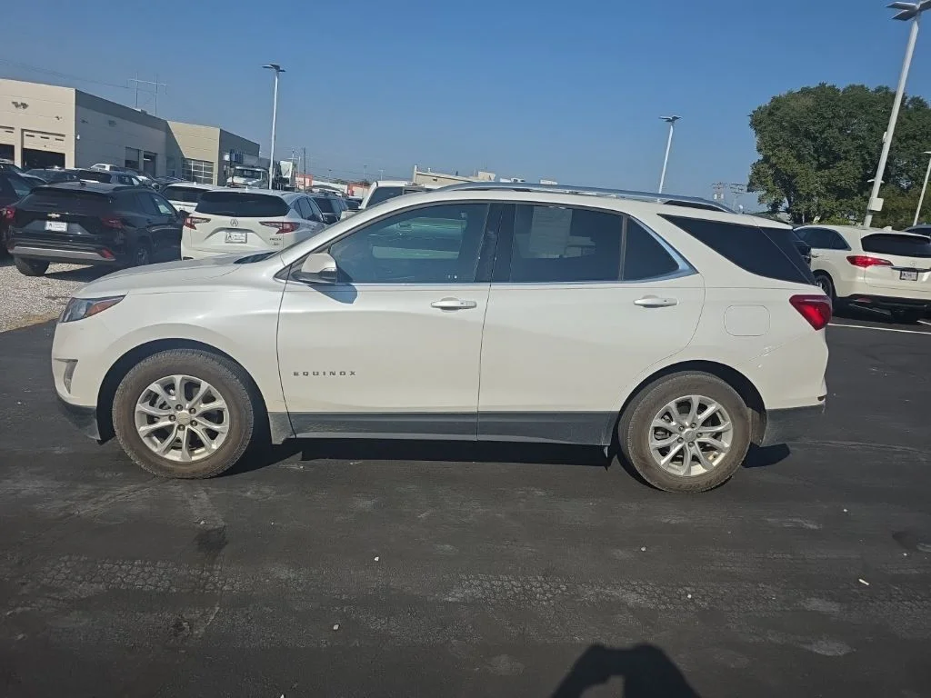Used 2018 Iridescent Pearl Tricoat Chevrolet LT image 8