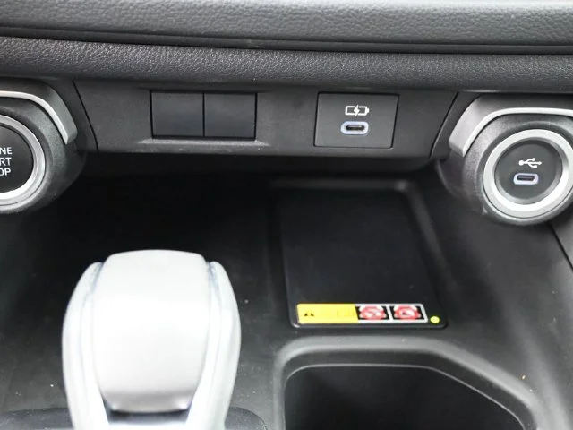 Used 2025 White Toyota XLE image 20