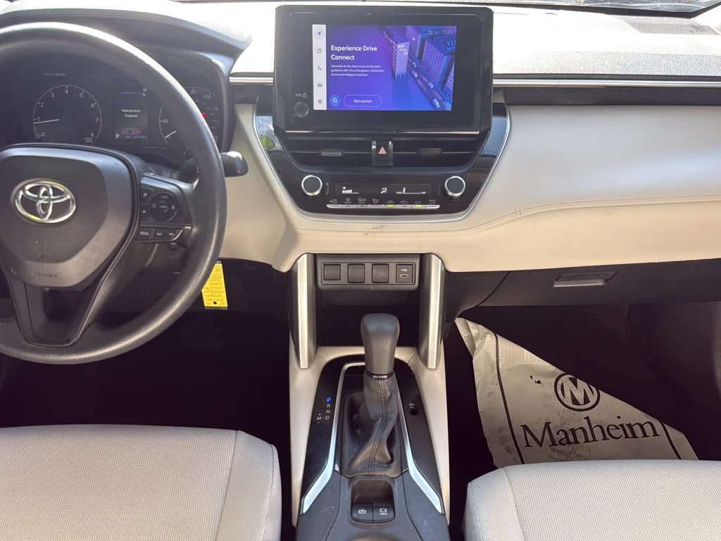 Used 2023 Gray Toyota L image 19