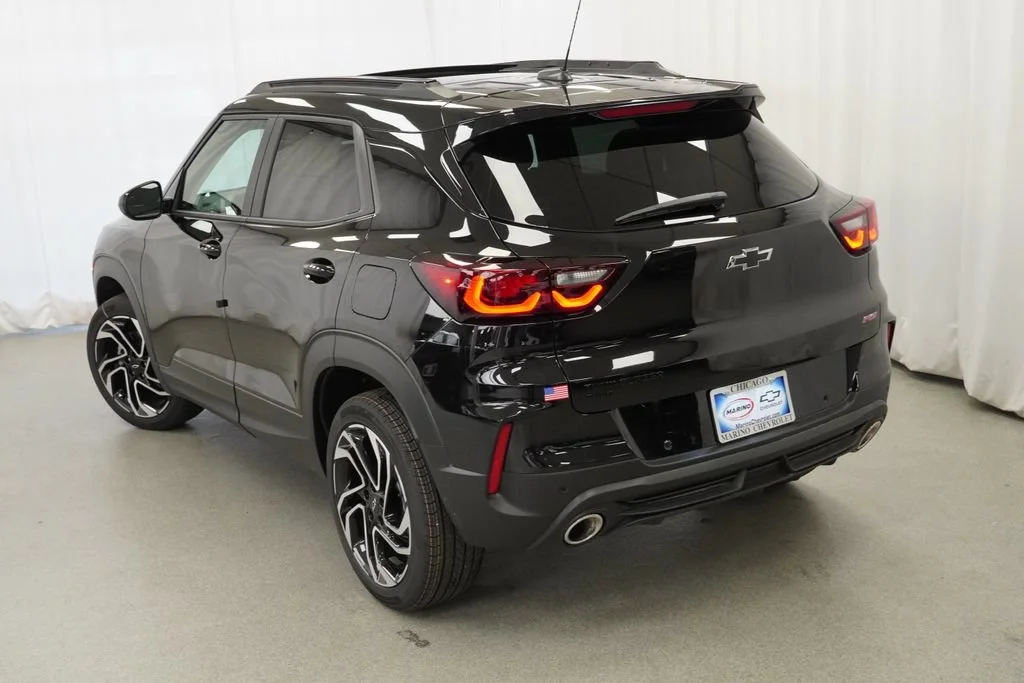 New 2026 Mosaic Black Metallic Chevrolet RS image 36