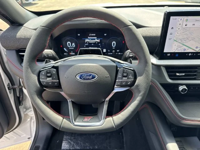 New 2026 Star White Metallic Tri-Coat Ford ST image 22