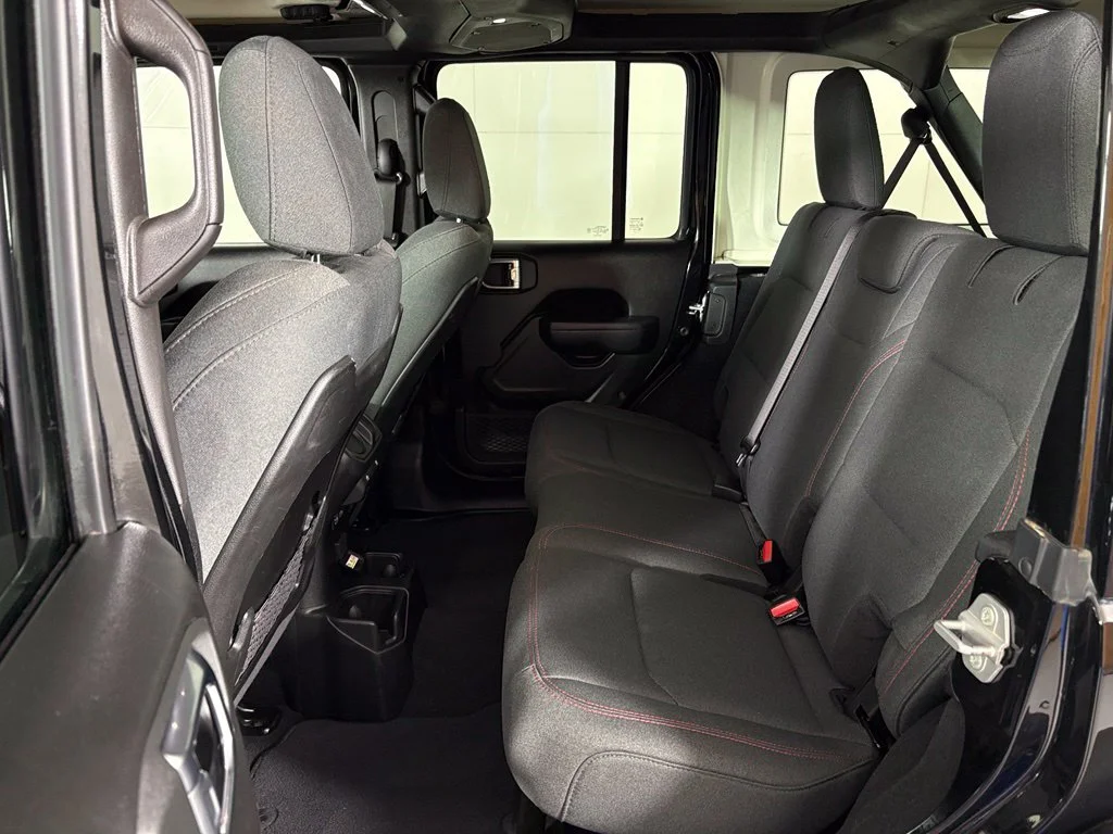 Used 2025 Black Jeep Rubicon image 37