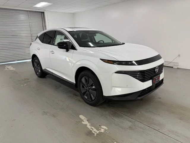 New 2025 Everest White TriCoat Nissan SL image 3