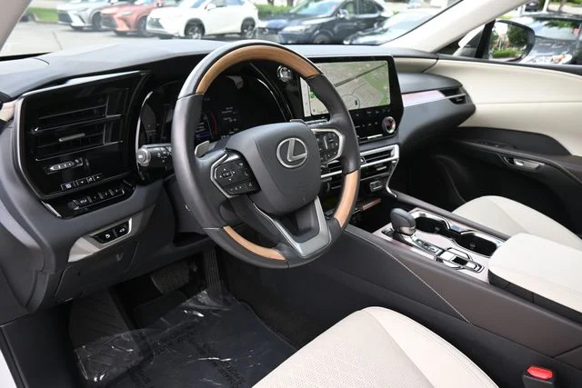Certified Used 2025 EMINENT WHITE PEARL Lexus 350 Premium Plus image 21