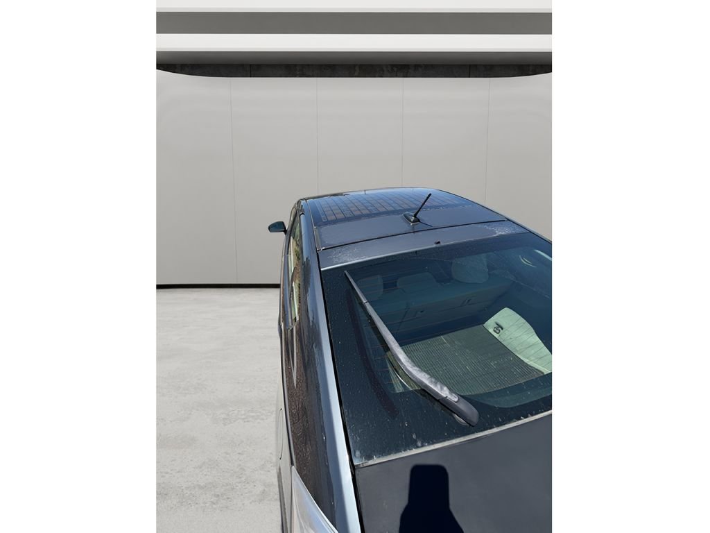 Used 2010 Winter Gray Metallic Toyota III image 8