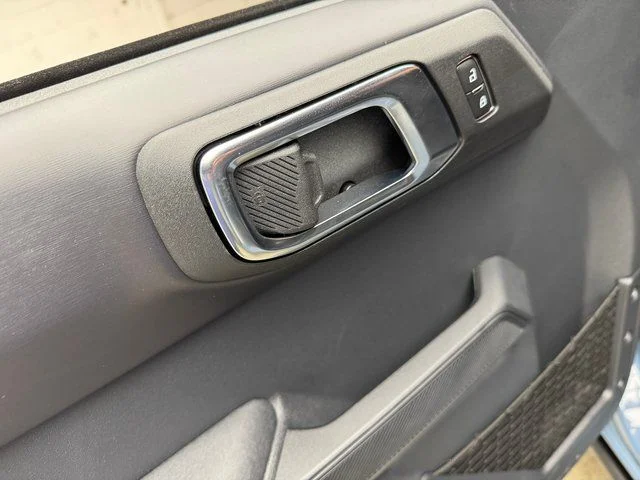 New 2025 Azure Gray Metallic Tri-Coat Ford Badlands® image 11