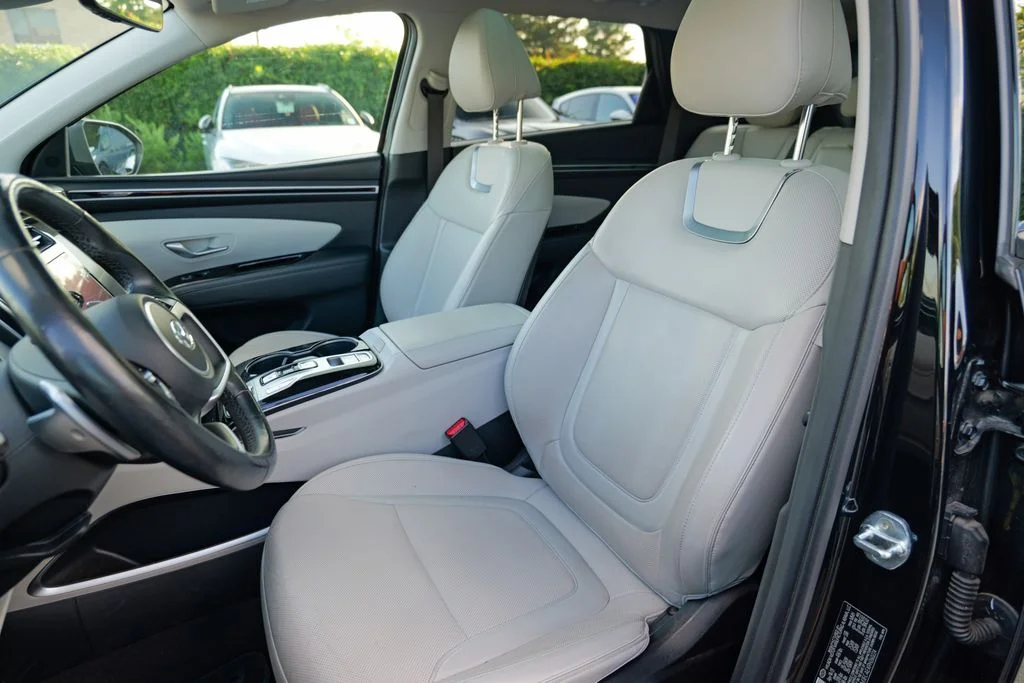 Used 2023 Phantom Black Hyundai Limited image 22