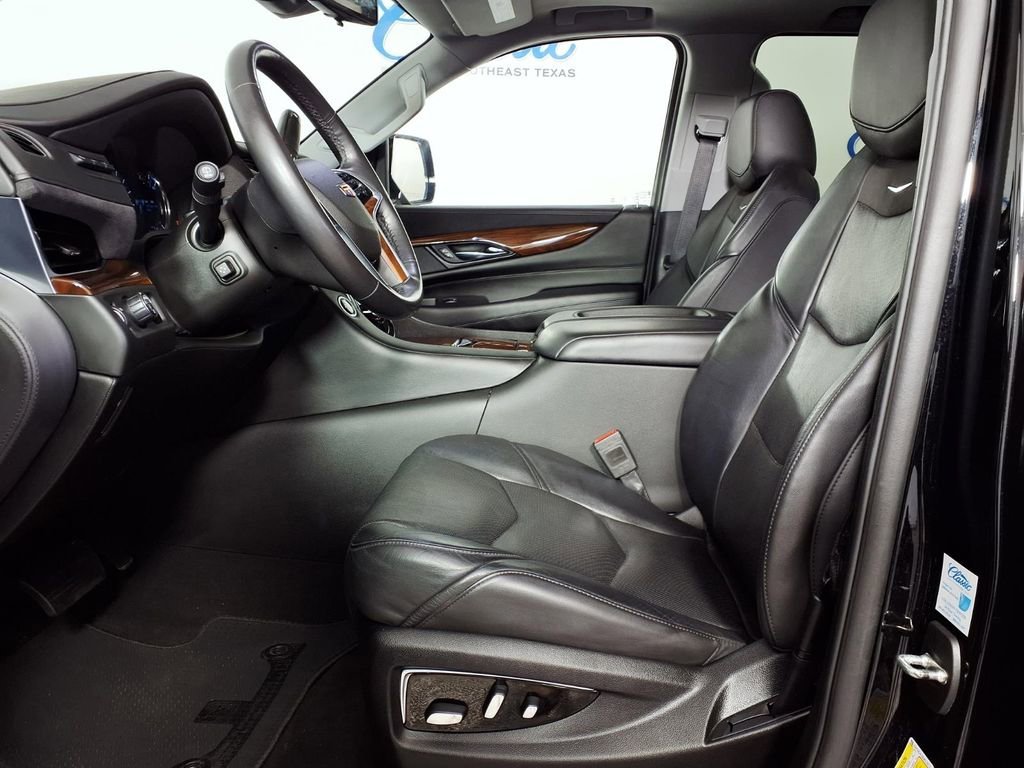 Used 2020 BLACK RAVEN Cadillac Premium Luxury image 7
