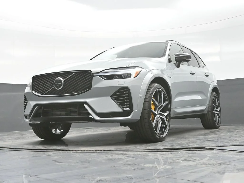 New 2026 Vapour Grey Volvo T8 Polestar Engineered image 26