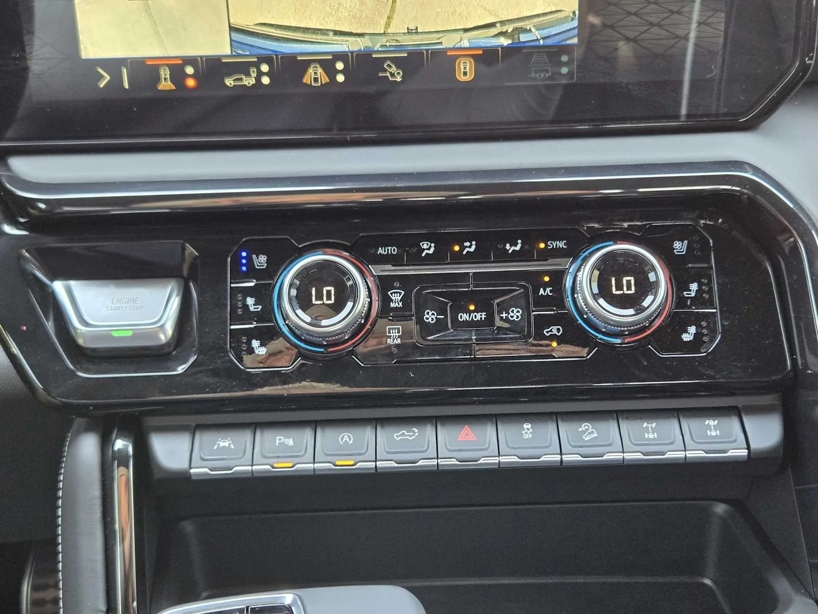 2026 GMC Sierra 1500 AT4X - Photo 13