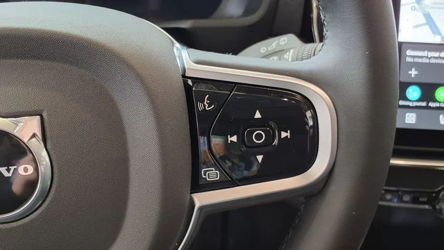 New 2026 Crystal White Volvo Plus image 22