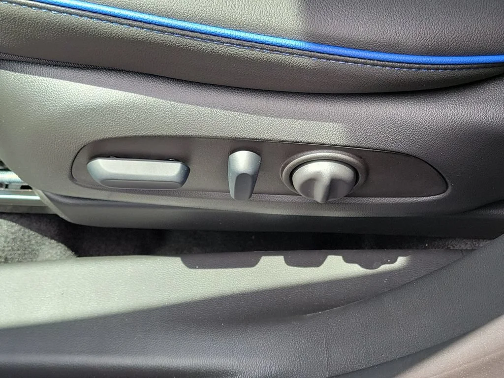2026 Buick Encore GX Sport Touring - Photo 6