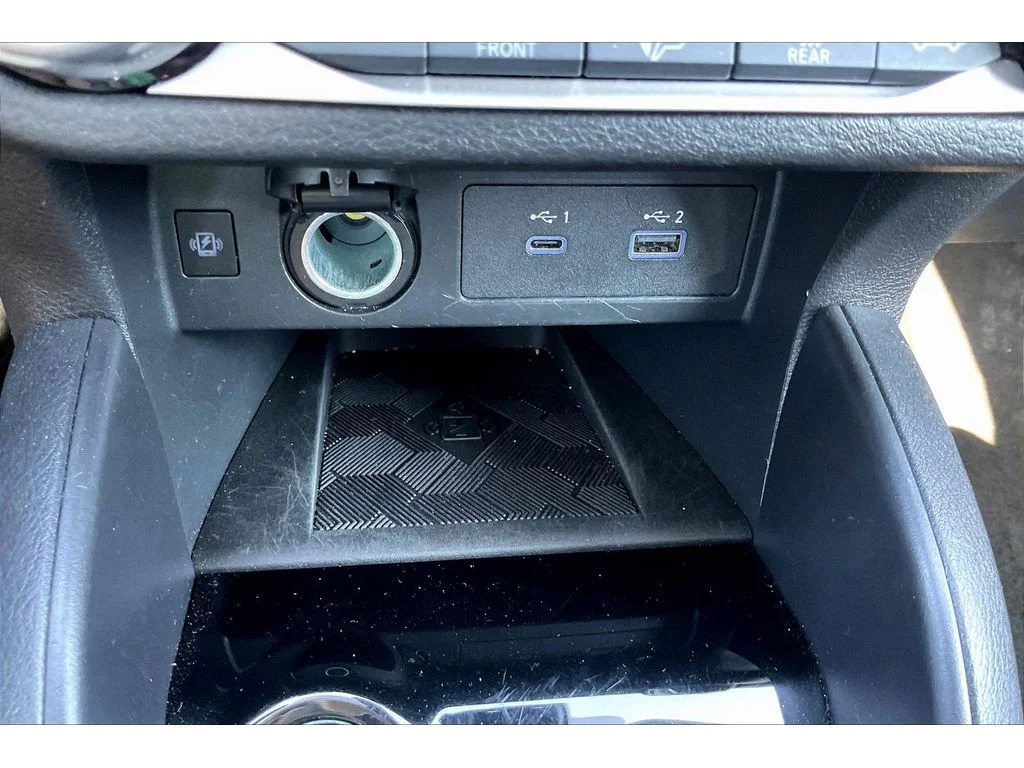 Used 2024 Gray Nissan SR image 22