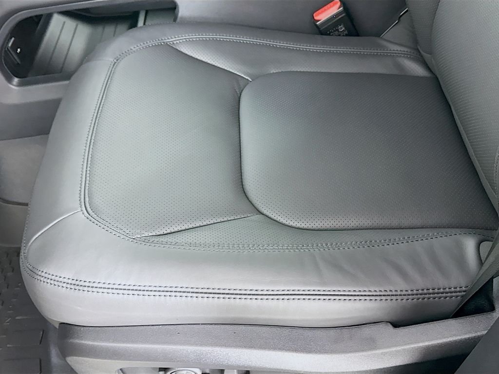 New 2026 Gondwana Stone LAND ROVER X-Dynamic SE image 18