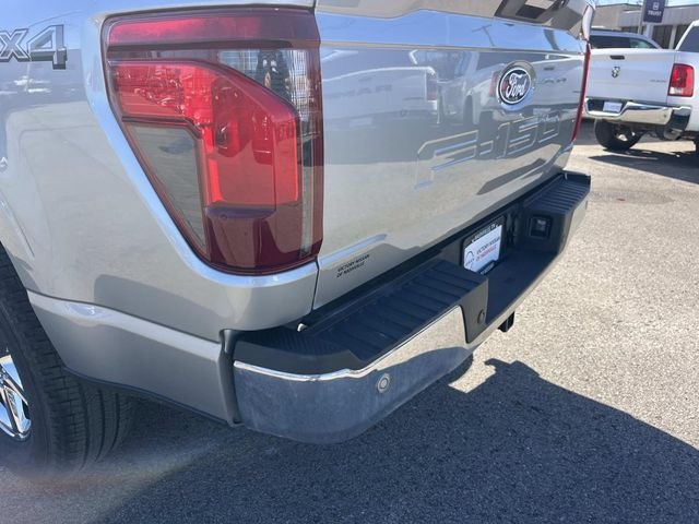 Used 2024 Silver Ford XLT image 10