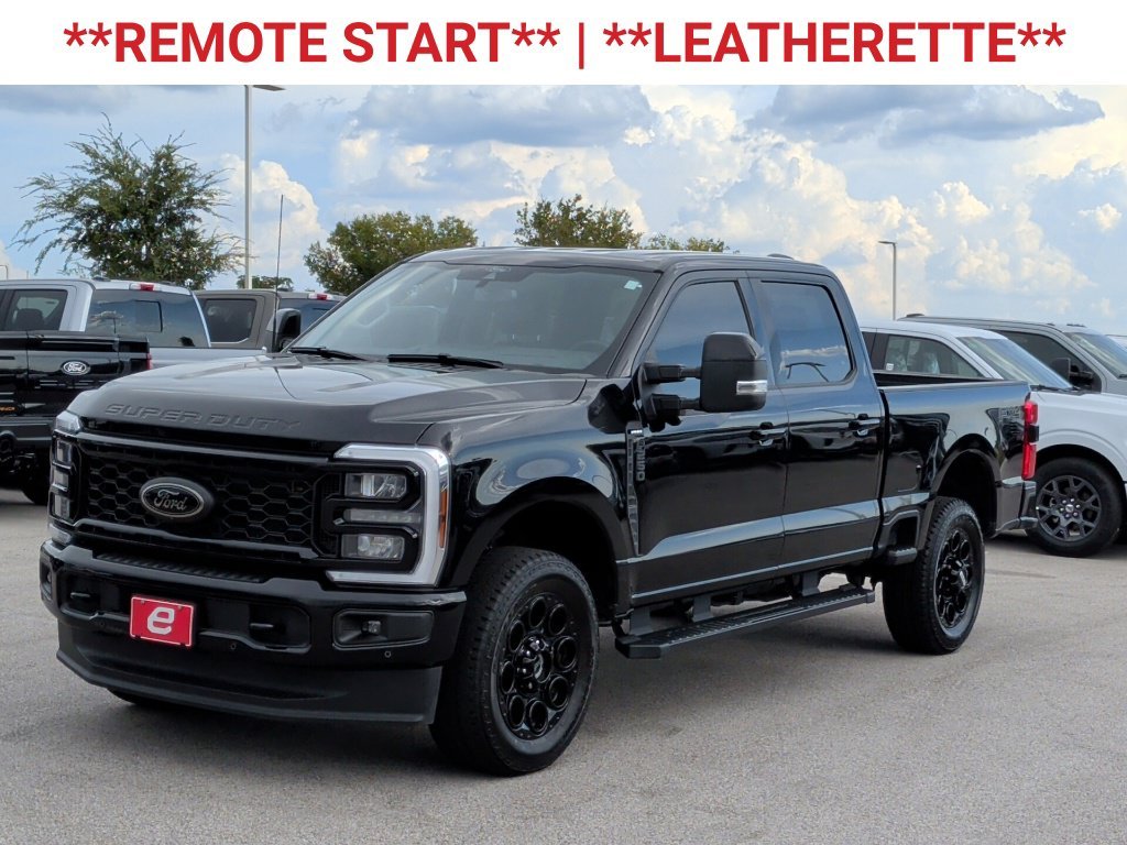 Used 2025 Agate Black Metallic Ford Lariat image 3