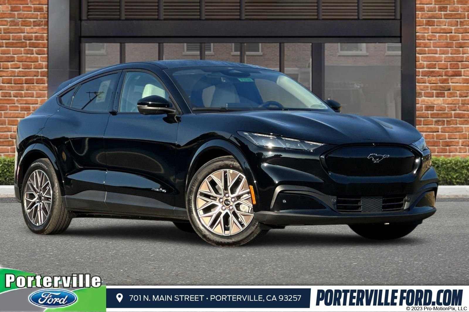 2025 Ford Mustang Mach-E