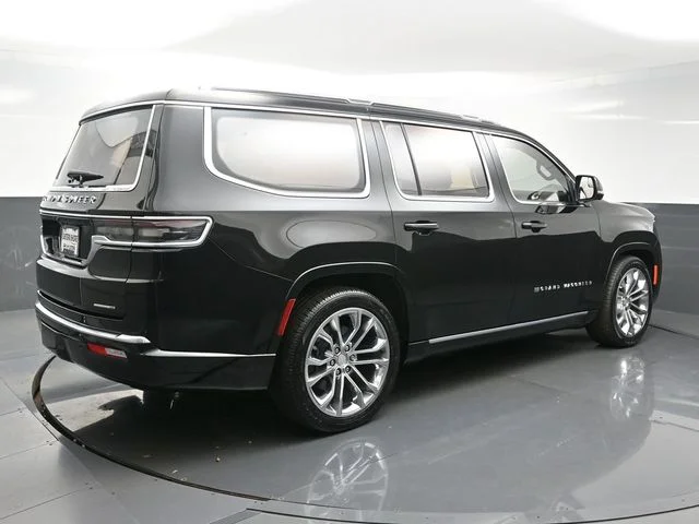 Used 2022 Black Jeep Series II image 7