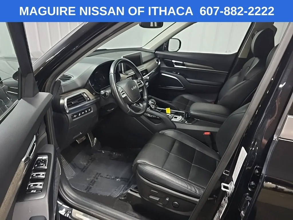 Used 2022  Kia SX image 30