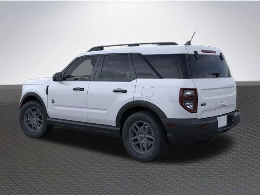 New 2026 Space White Metallic Ford Big Bend® image 4