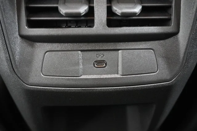 New 2026 Summit White GMC Elevation image 21
