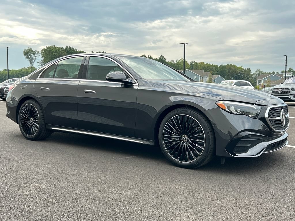 New 2026 Graphite Grey Metallic Mercedes-Benz E 450 image 40