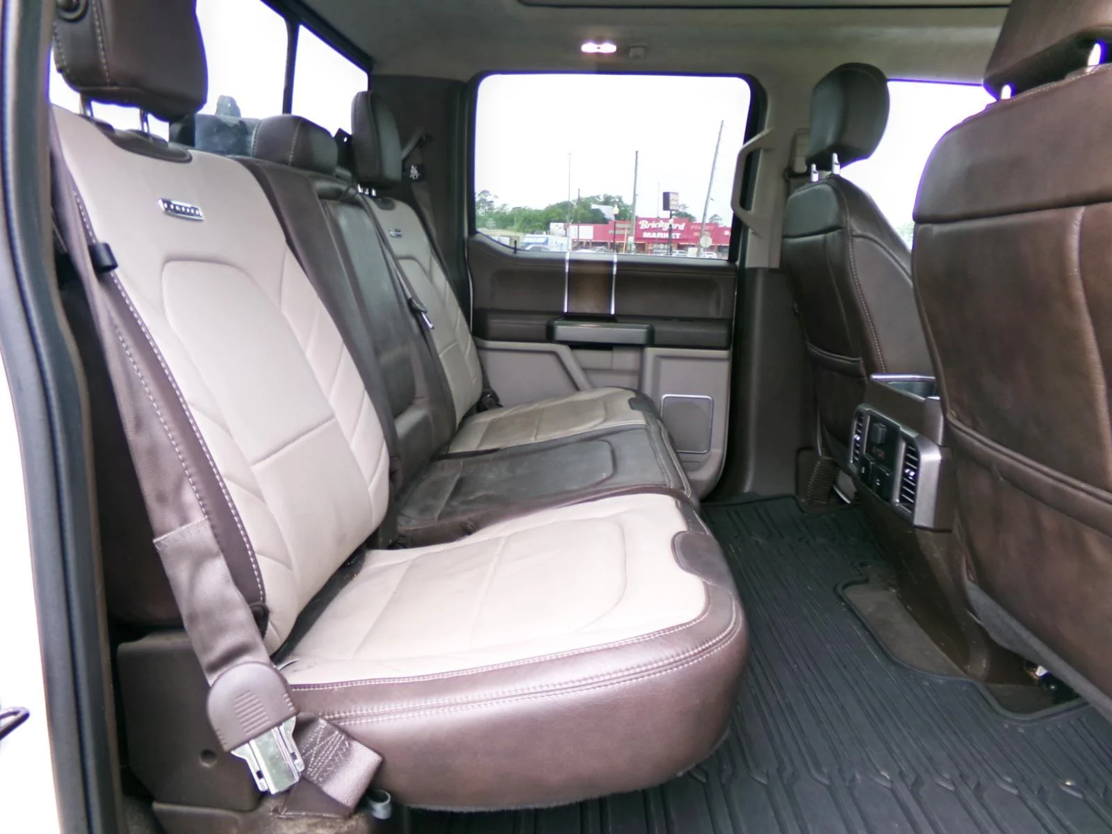 Used 2019 White Platinum Metallic Tri-Coat FORD  image 14