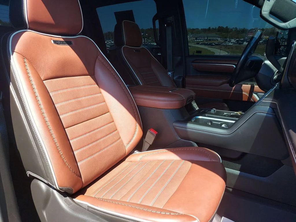 Used 2024 Black GMC Denali Ultimate image 30