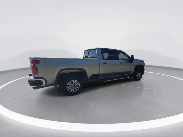 Used 2024 Gray Chevrolet LT image 11