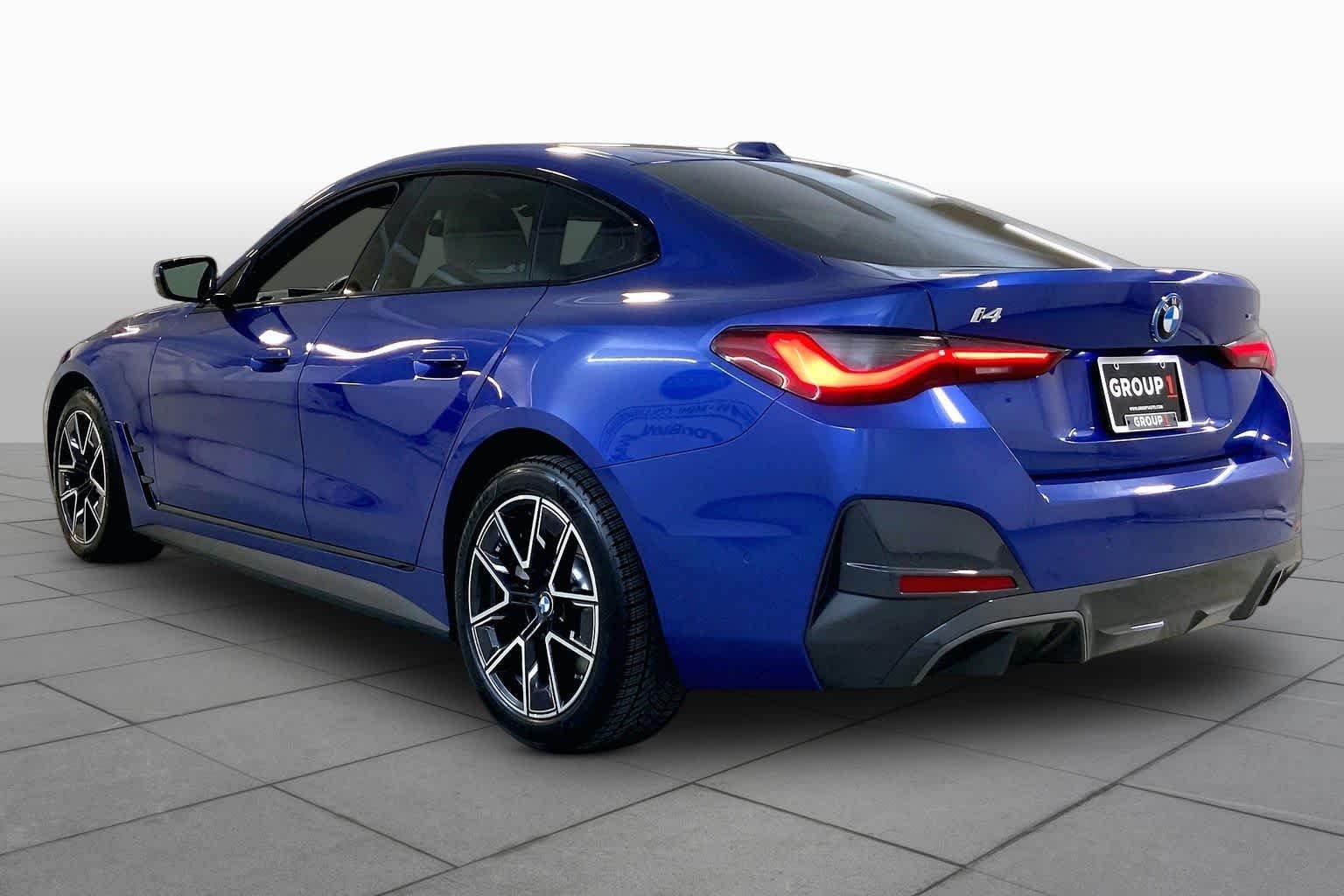 Used 2024 Portimao Blue Metallic BMW xDrive40 image 11