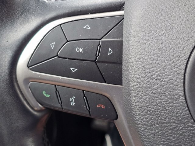 Used 2021 Diamond Black Crystal Pearlcoat Jeep High Altitude image 20
