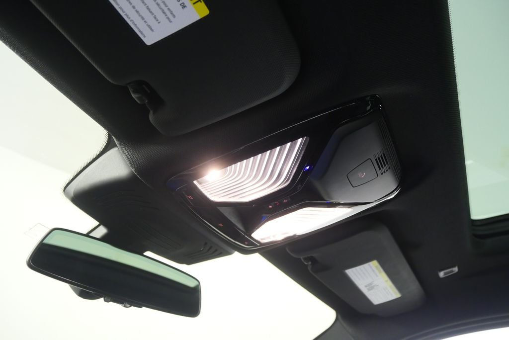 Used 2022 Dark Graphite Metallic BMW xDrive30i image 20