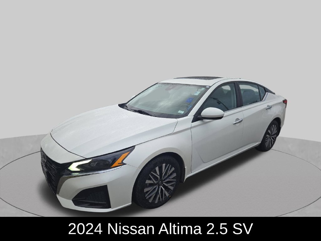Used 2024 White Nissan 2.5 SV image 3
