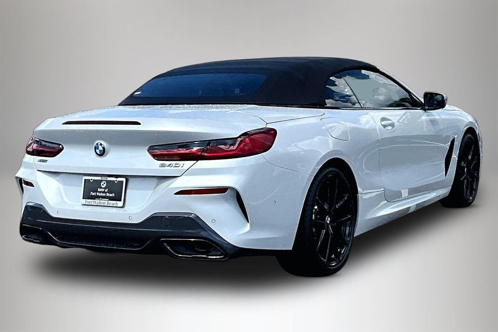 2026 BMW 8 Series 840i - Photo 20