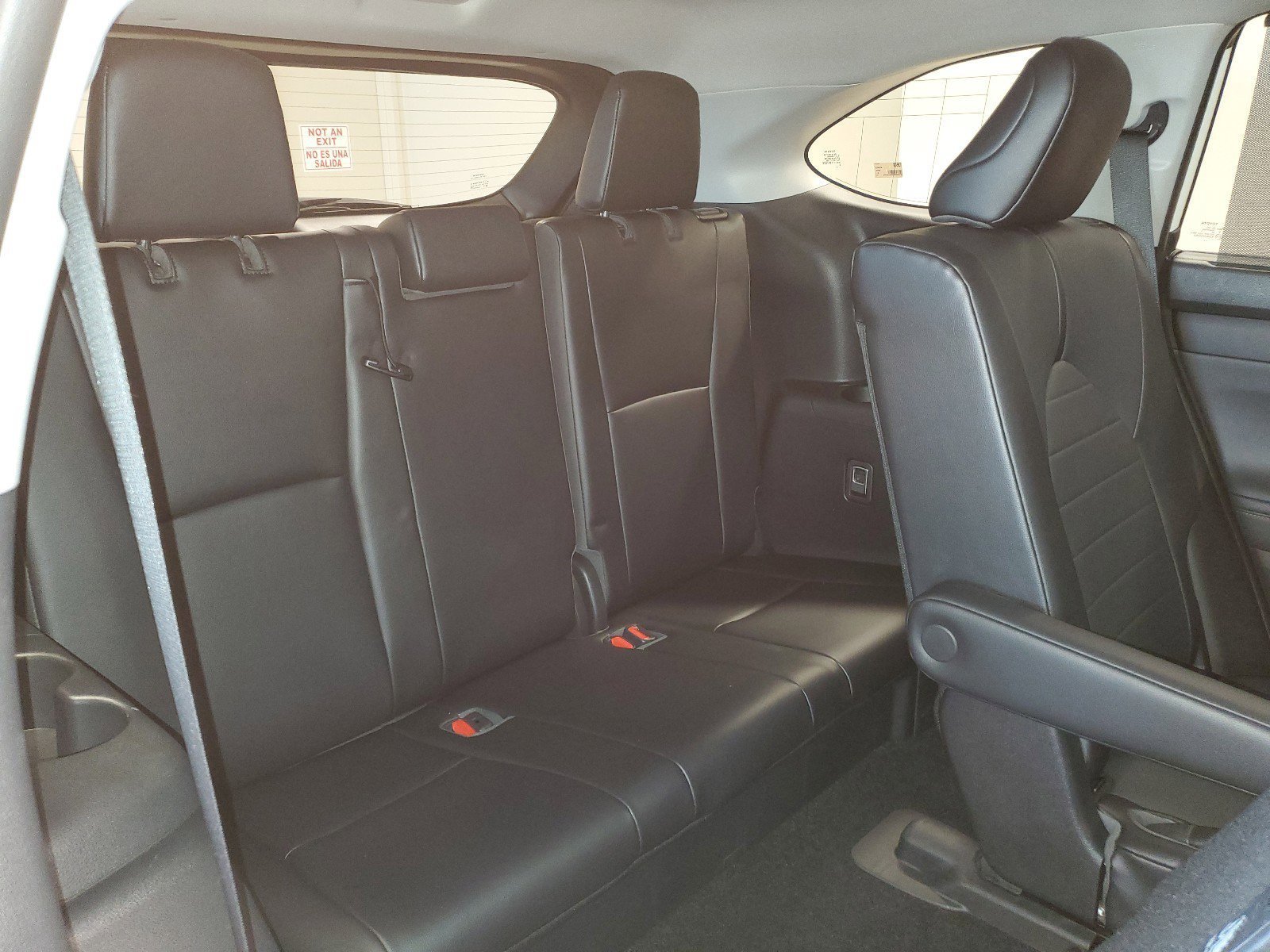 Used 2021 Blizzard Pearl Toyota Hybrid XLE image 23