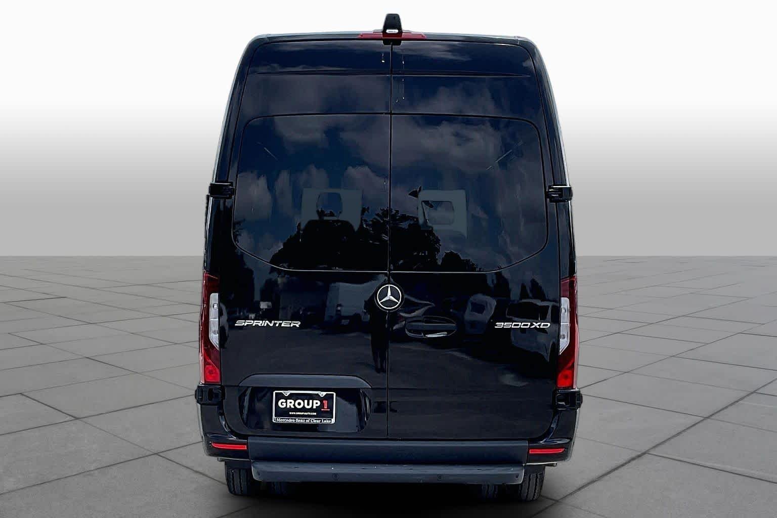 Used 2024 Jet Black Mercedes-Benz  image 5