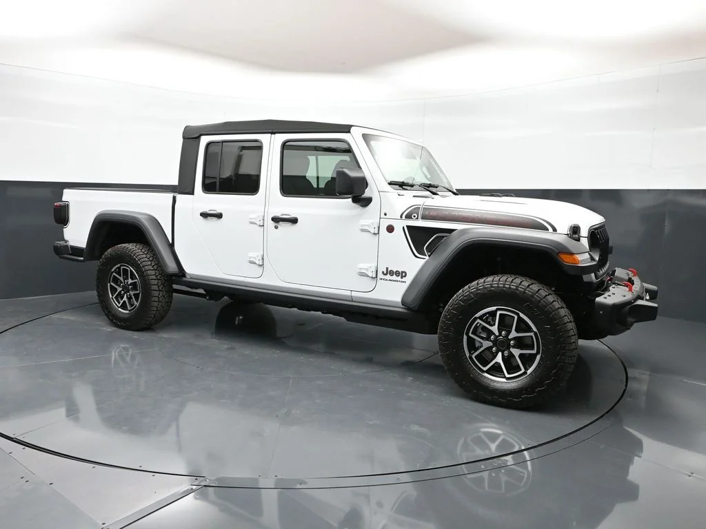 2026 Jeep Gladiator Shadow OPS Auto's photo