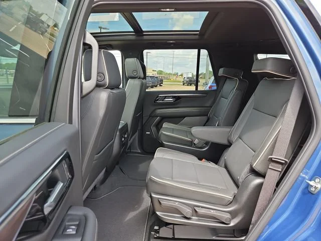 2026 Chevrolet Tahoe Premier - Photo 12