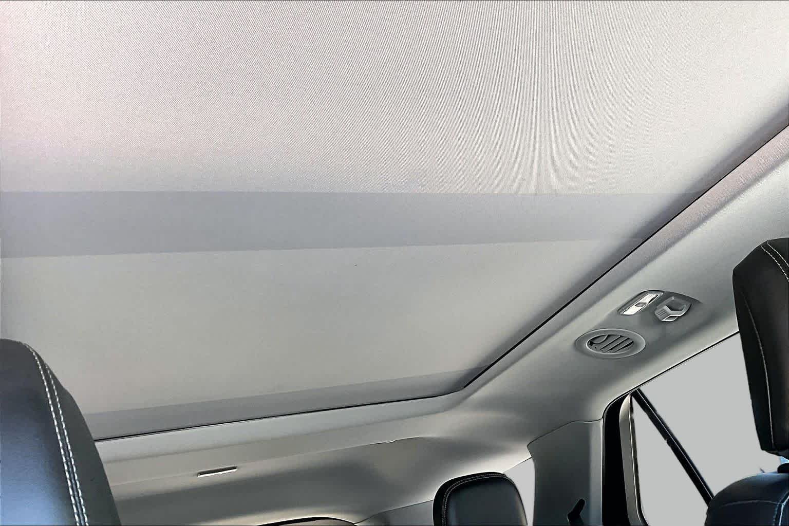 Certified Used 2023 Iconic Silver Metallic Ford XLT image 14
