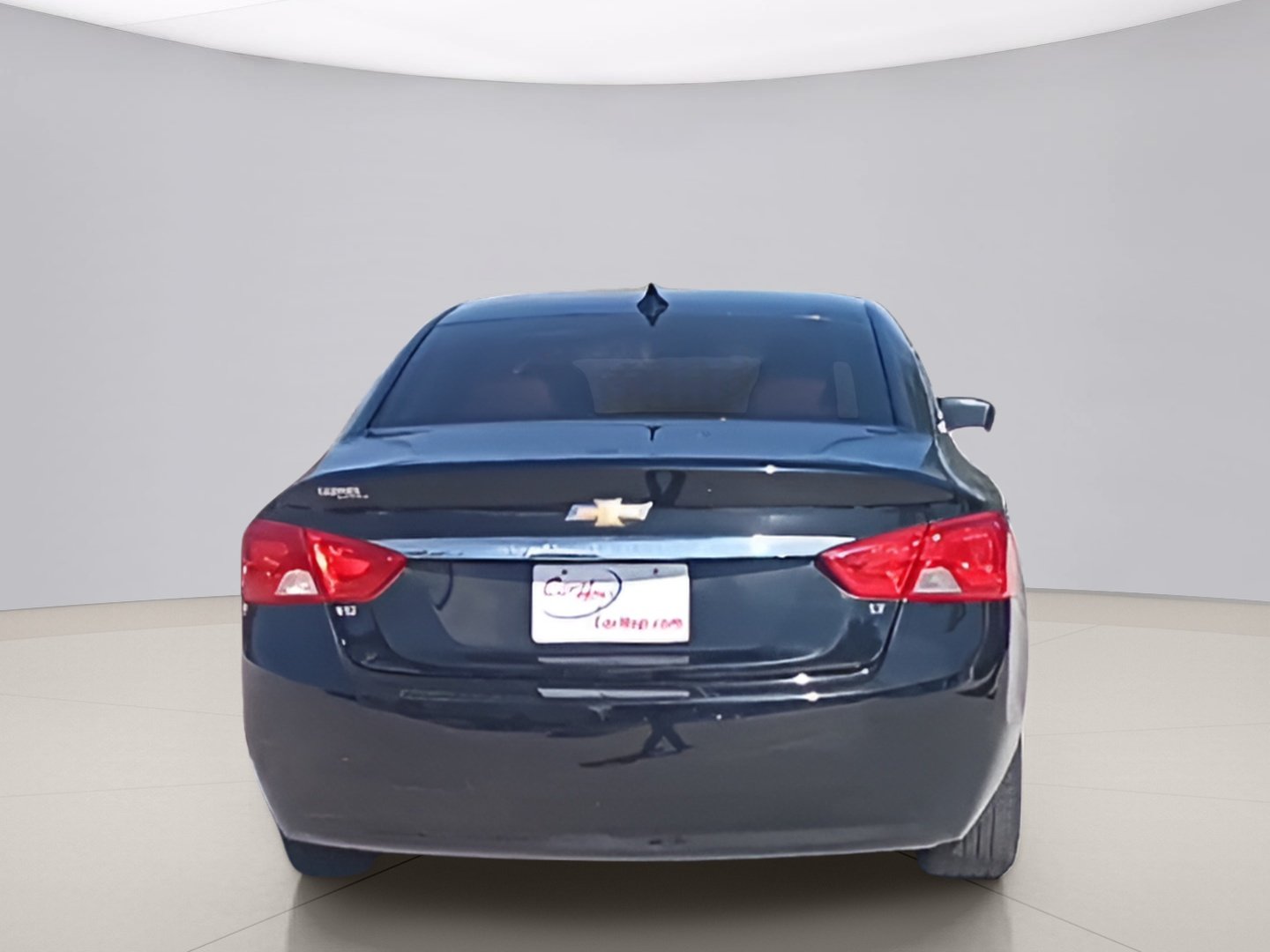 Used 2018 Black Chevrolet LT image 4