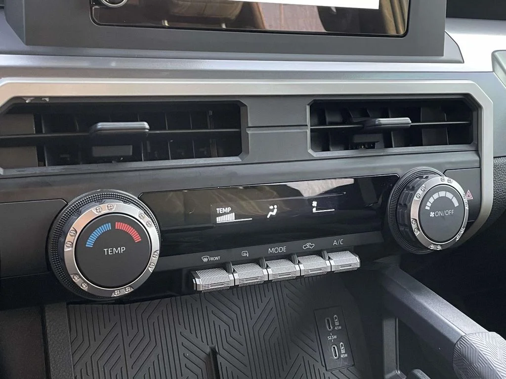 2024 Toyota Tacoma SR5 - Photo 18
