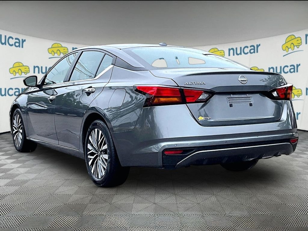Certified Used 2024 Gray Nissan 2.5 SV image 4