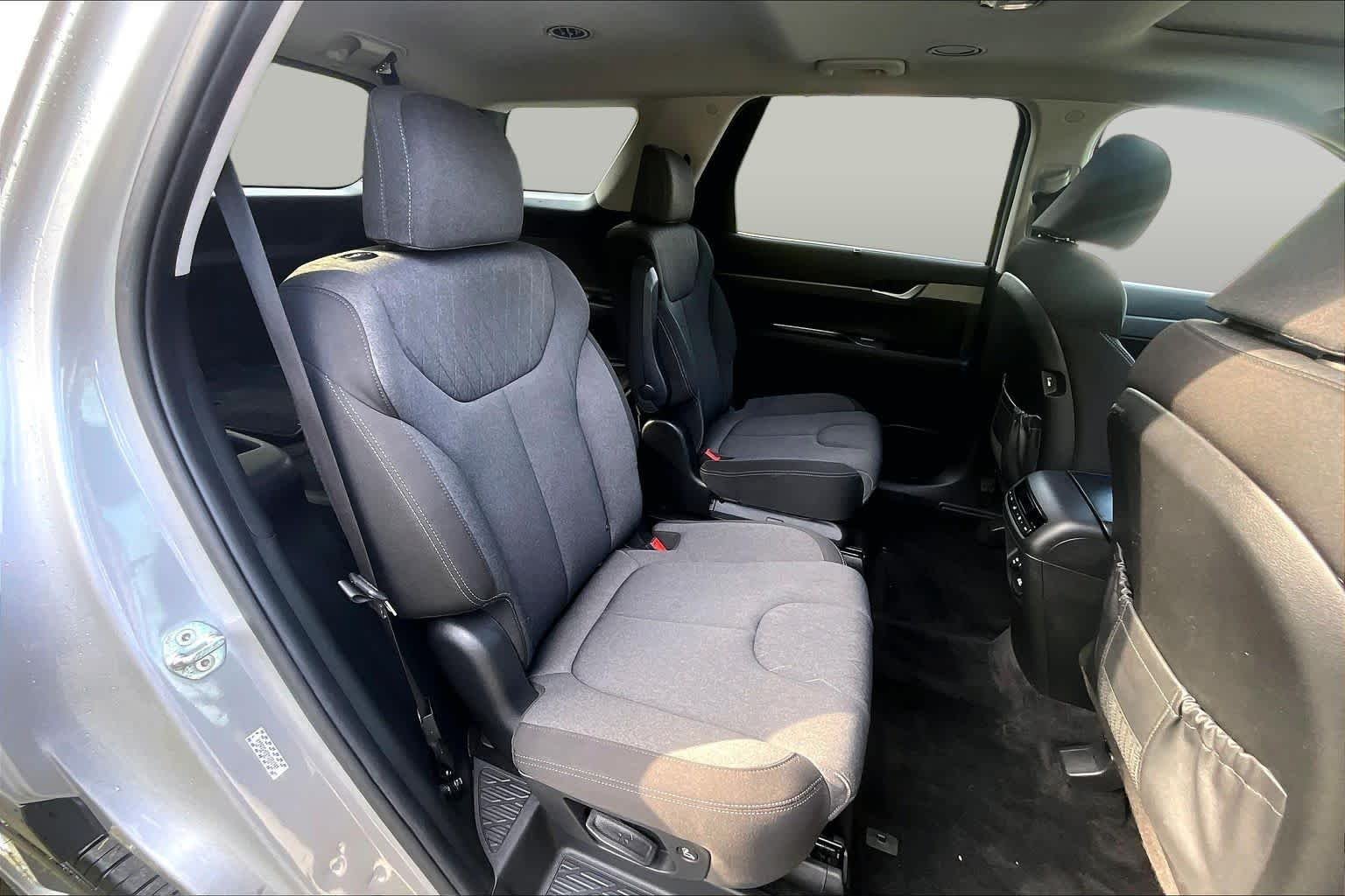 Used 2021 Typhoon Silver Hyundai SEL image 21